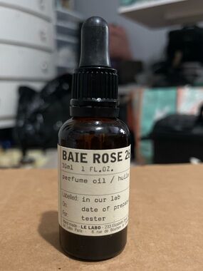 Le Labo Perfume Oil - Baie Rose 26